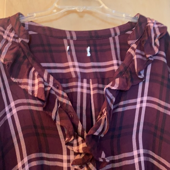 Maroon plaid longsleeve shirt with ruffles - Picture 3 of 4
